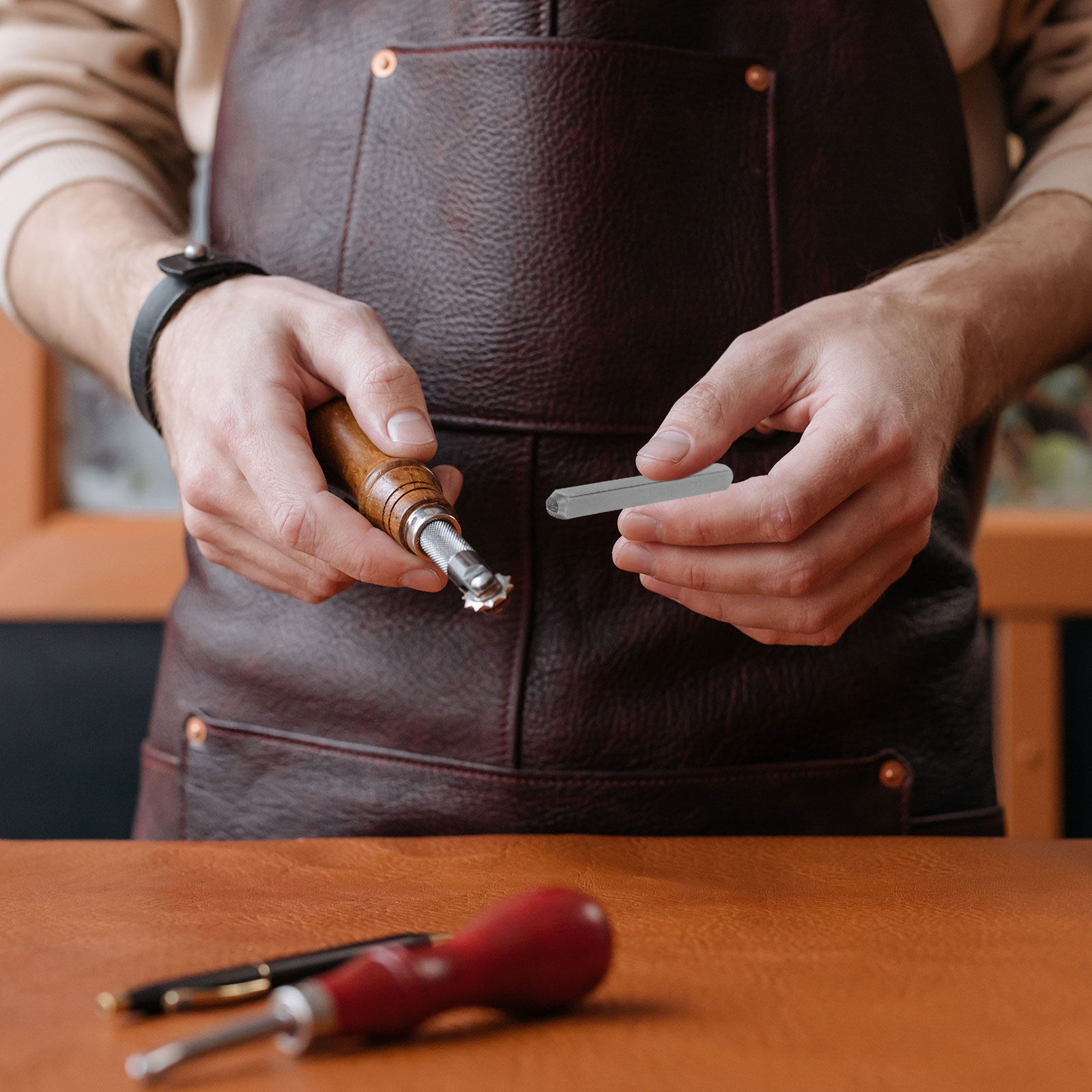 Set di 12 Punzoni in Acciaio c - Leatherwork Free Patterns recensione e prezzo