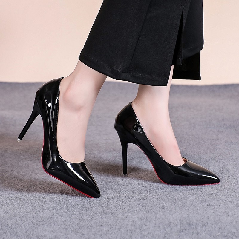 Scarpe con Tacco Alto a Punta  - Leatherworking Classic recensione e prezzo