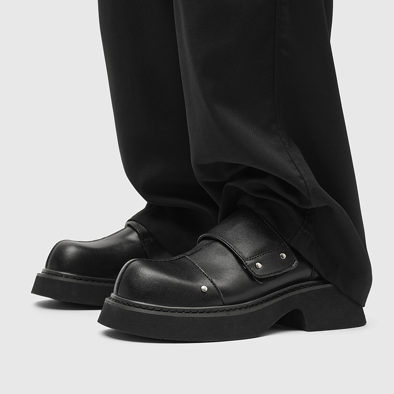 Scarpe in pelle da uomo con su - Leatherworking Classic recensione e prezzo