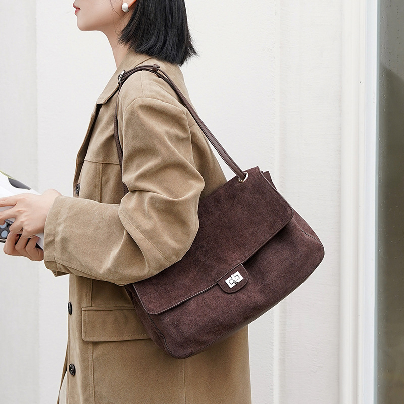 Borsa a Spalla in Vera Pelle S - Leather Work Handbags recensione e prezzo